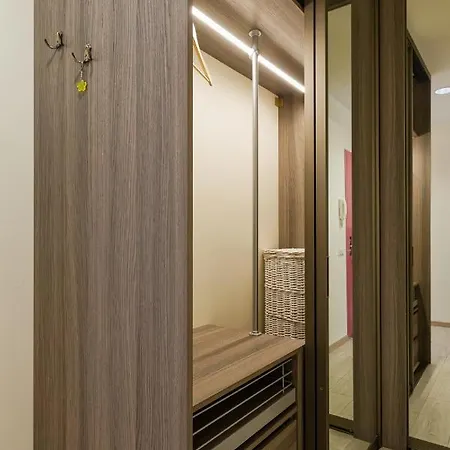 アパート Spacious With Sauna In City Center